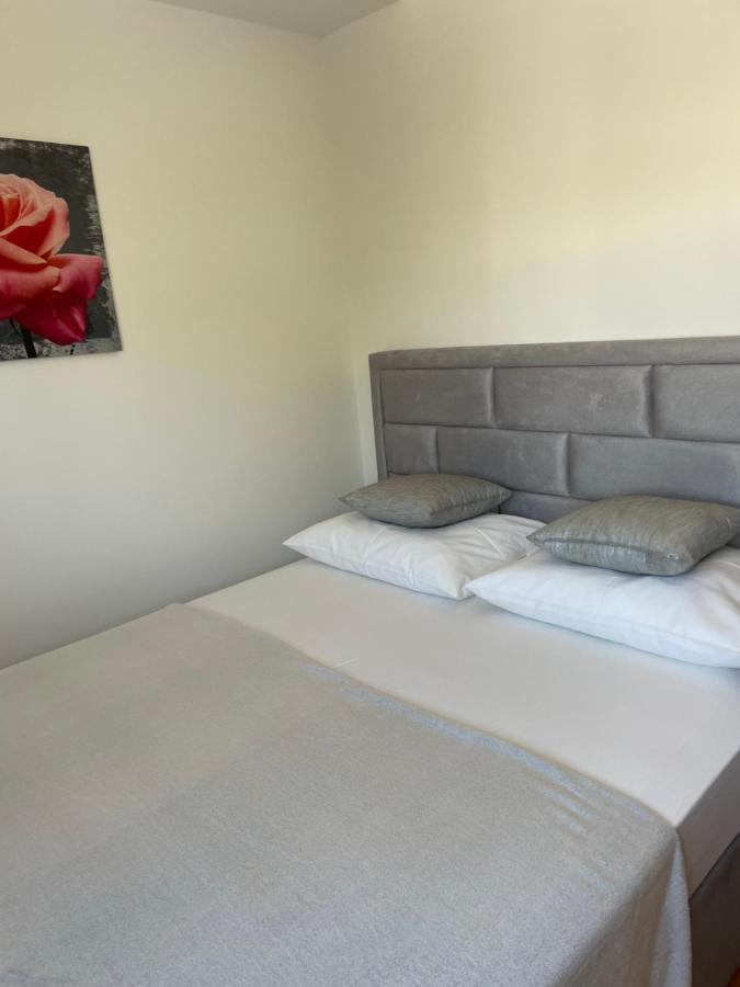 Apartments Vip Split Exterior foto